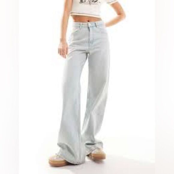 We the free | light wash denim jeans - Picture 1 of 6